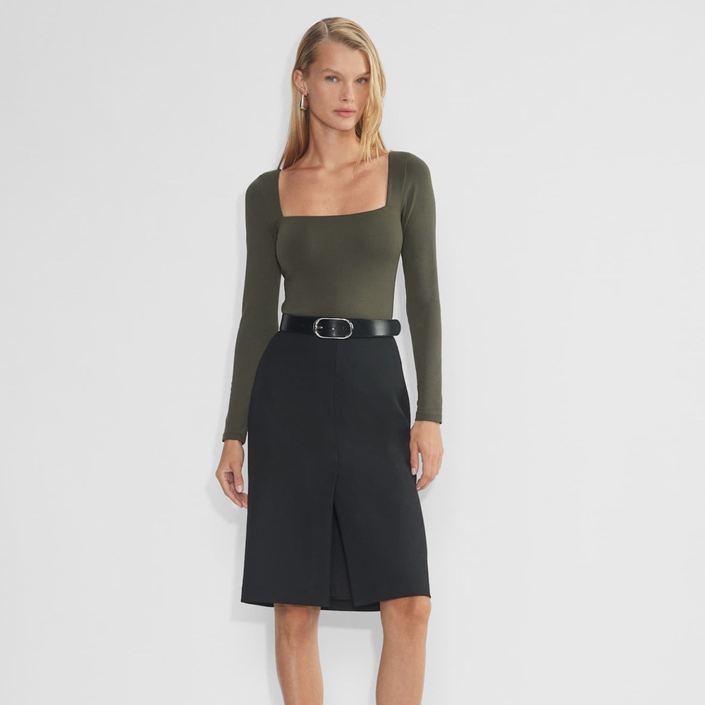 Aritzia Original Contour Squareneck Hip Longsleeve